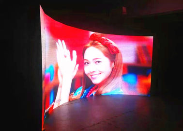 Китай Экран СИД полного цвета П4мм гибкий изогнутый, мягкая стена видео занавеса СИД поставщик
